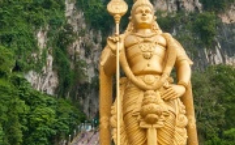 Visite des grottes de Batu